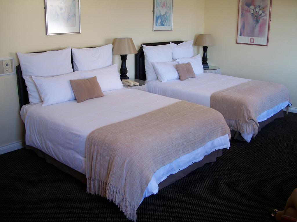 Savoy Hotel Kimberley Zimmer foto