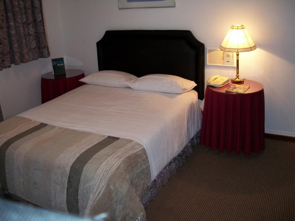 Savoy Hotel Kimberley Zimmer foto